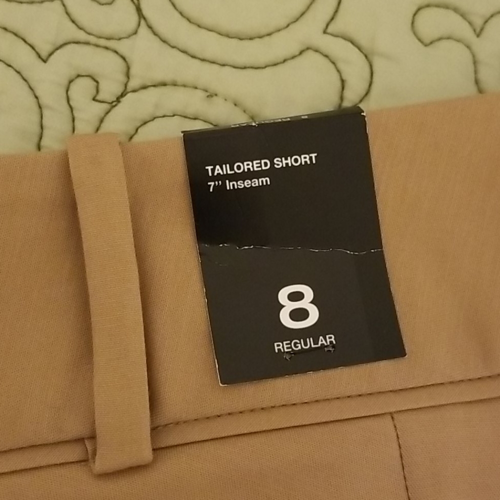 Tan shorts - Picture 4 of 8